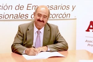 Firma compromiso con AEPA