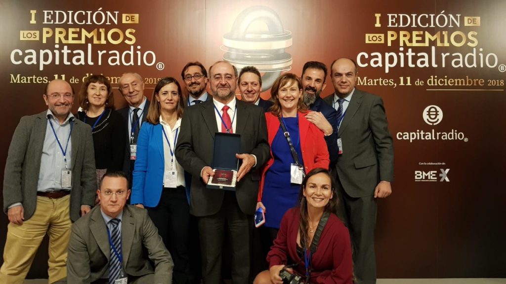 PREMIO CAPITAL RADIO A GRUPO JENASA